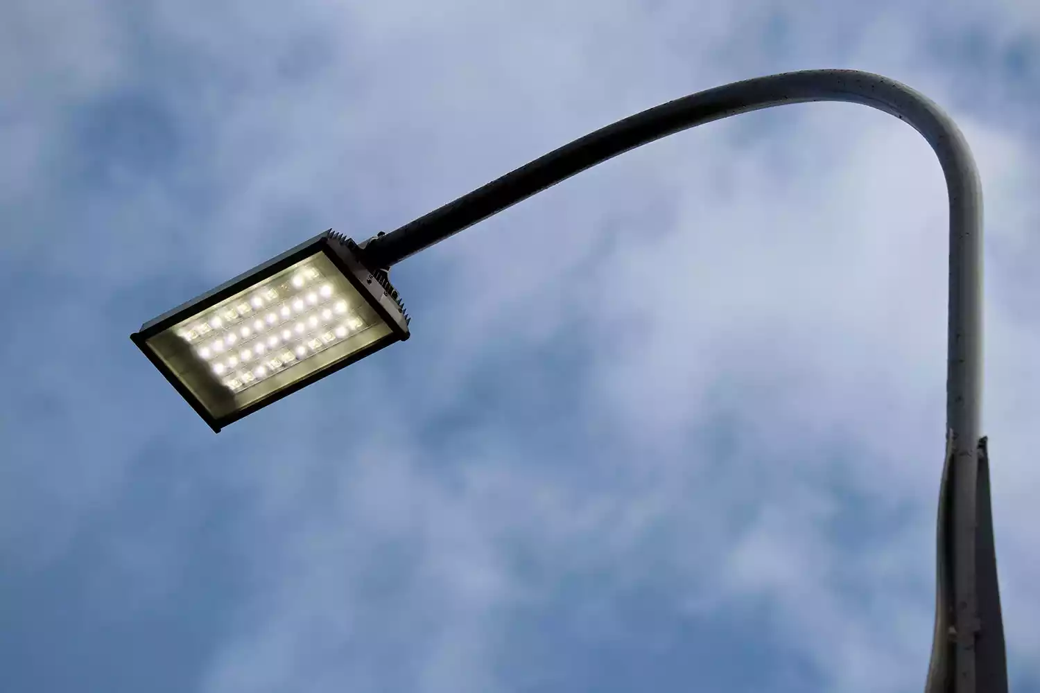 alumbrado-publico-led