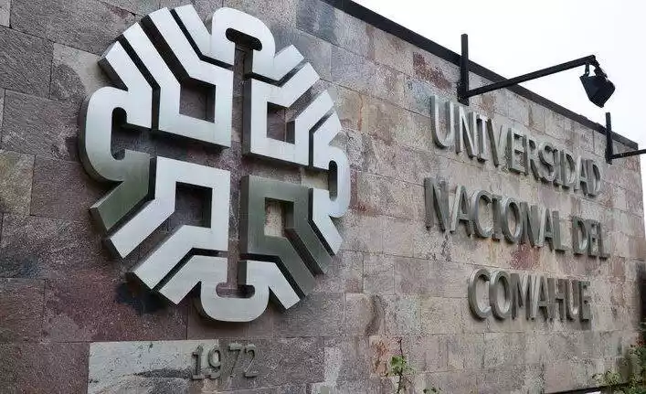 universidad_nacional_del_comahue_cover